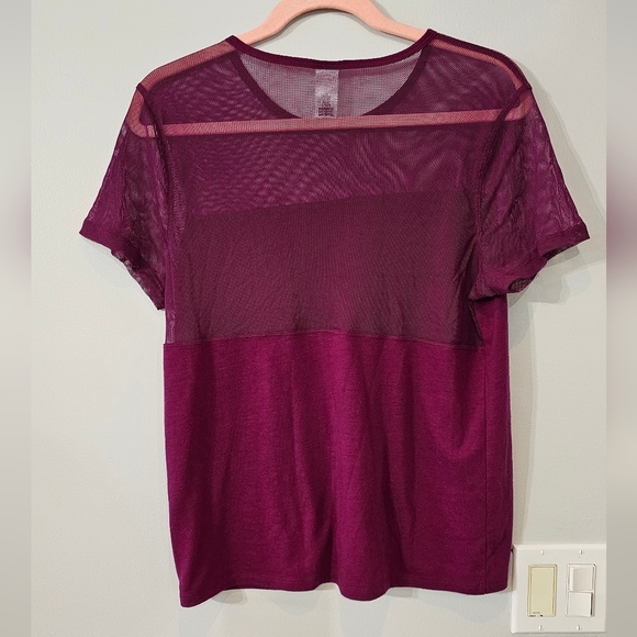 Victoria’s Secret Sport Violet Mesh Tee - Picture 5 of 5